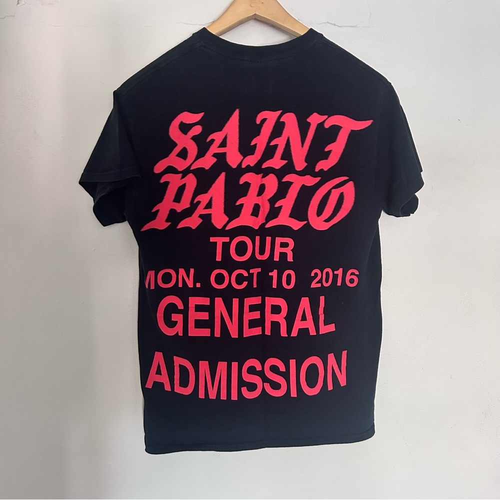Saint Pablo Tour 2016 Kanye West Merch Tee